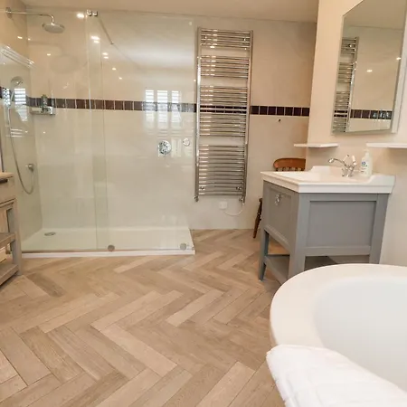 Riverdale House 펜션